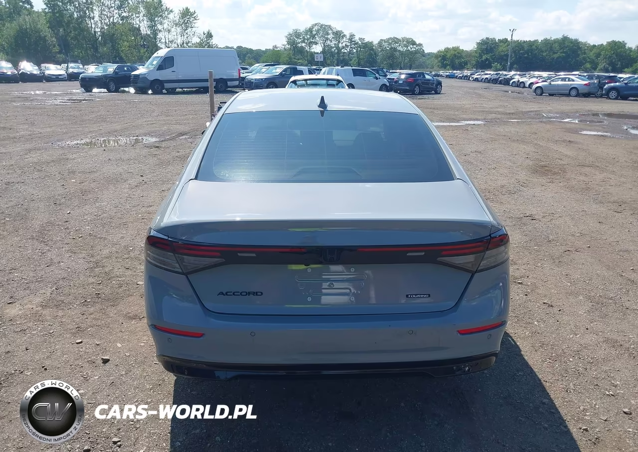2024 Honda Accord Hybrid Touring VIN:1HGCY2F83RA055324 - 16