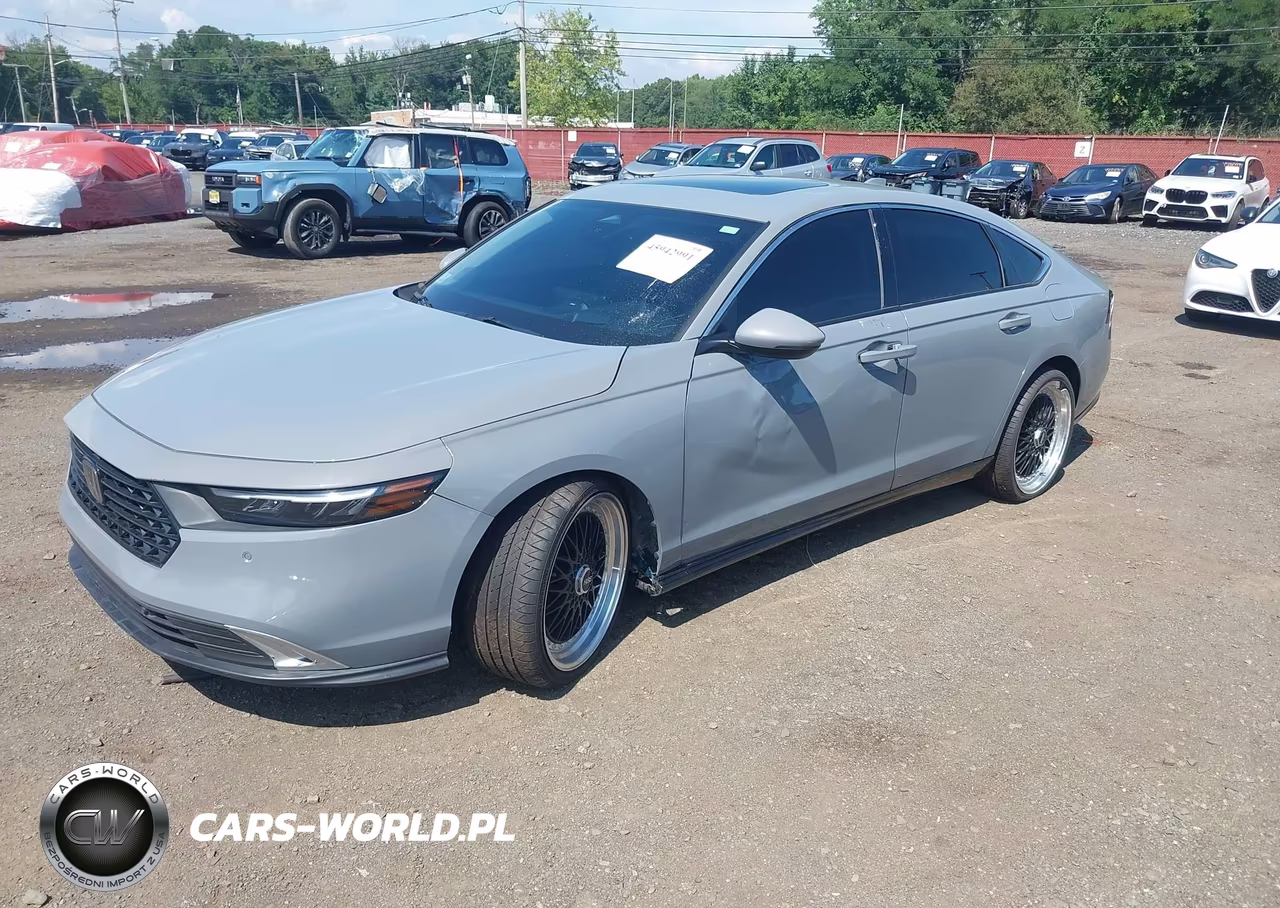 2024 Honda Accord Hybrid Touring VIN:1HGCY2F83RA055324 - 6