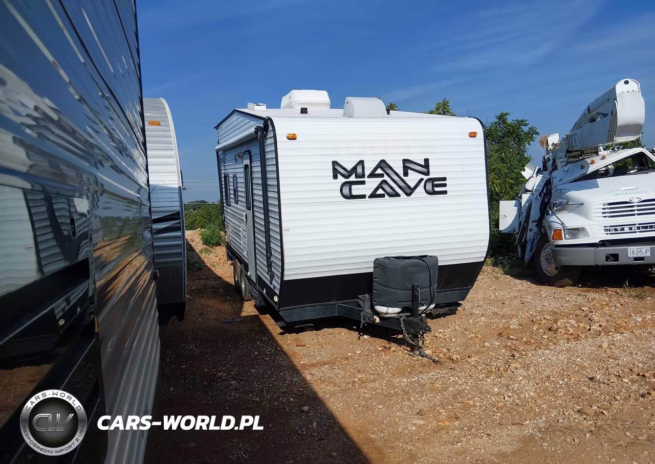 2015 Dynamite Manufacturing Man Cave – zdjęcie 1 z 11