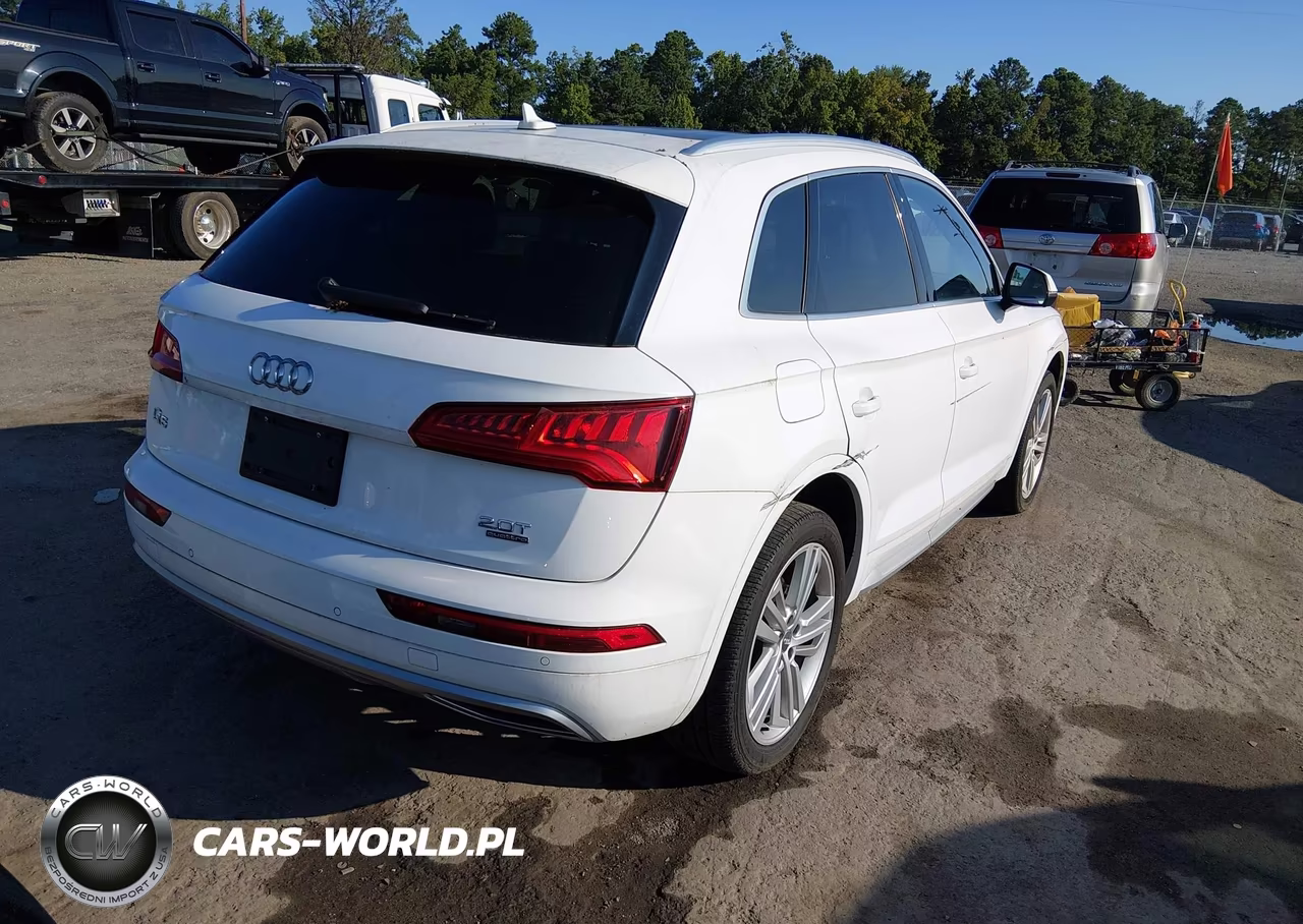 2018 Audi Q5 2.0T Premium-2.0T Tech Premium VIN:WA1BNAFY3J2221394 - 4