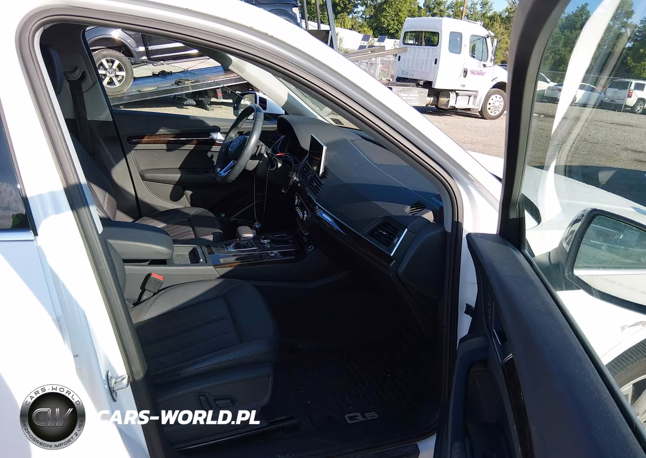 2018 Audi Q5 2.0T Premium-2.0T Tech Premium VIN:WA1BNAFY3J2221394 - 5