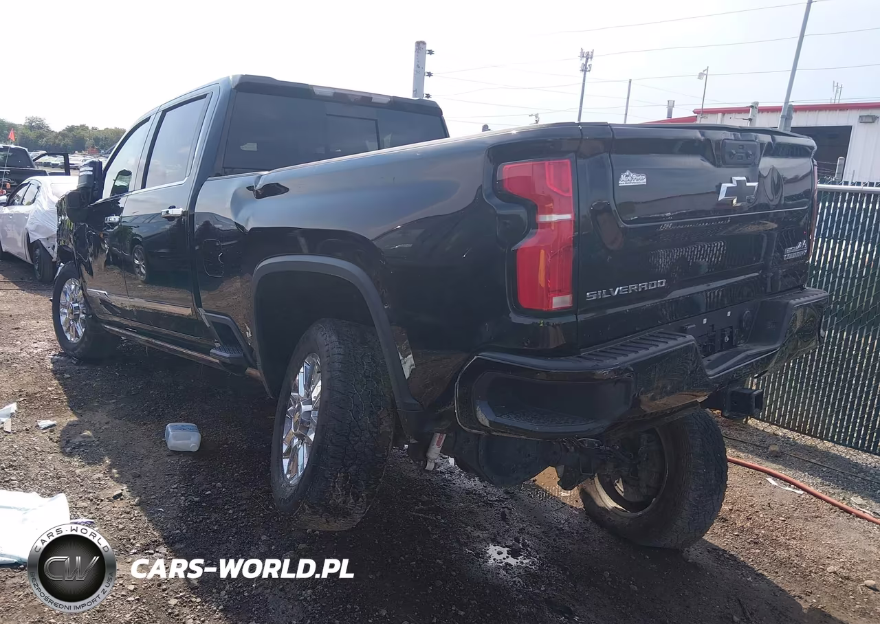 2024 Chevrolet Silverado 2500Hd 4Wd Standard Bed High Country VIN:2GC4YREY6R1112462 - 3