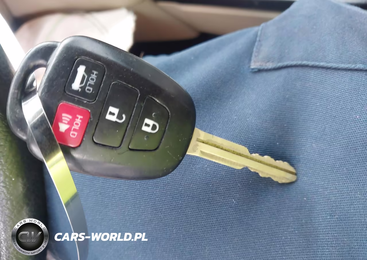 2013 Toyota Camry Le VIN:4T4BF1FK3DR284634 - 11