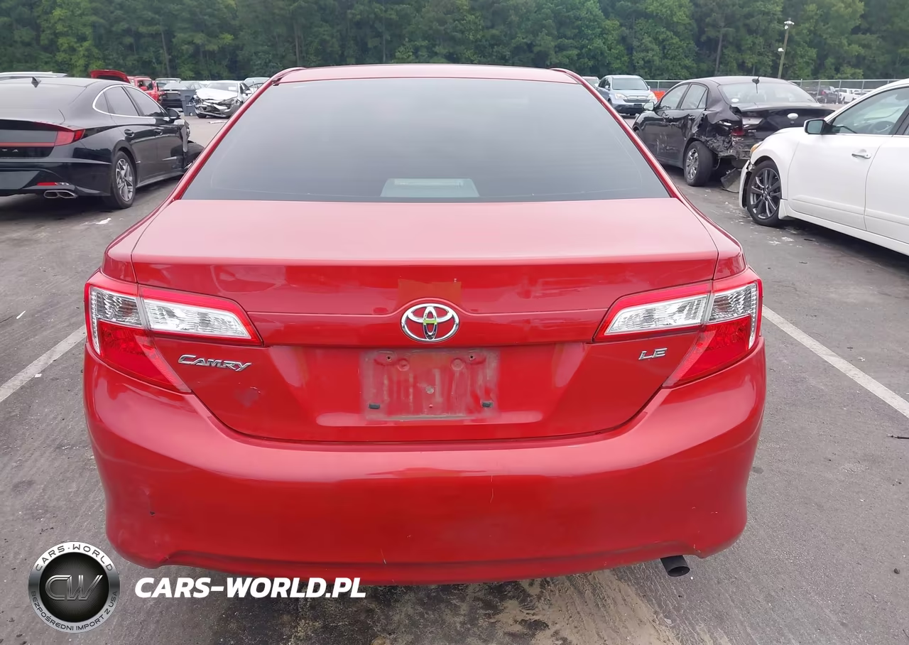 2013 Toyota Camry Le VIN:4T4BF1FK3DR284634 - 17