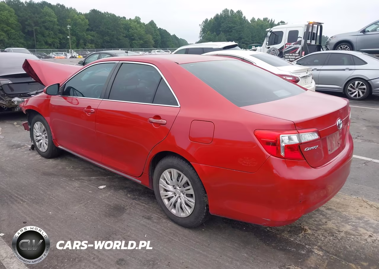 2013 Toyota Camry Le VIN:4T4BF1FK3DR284634 - 3