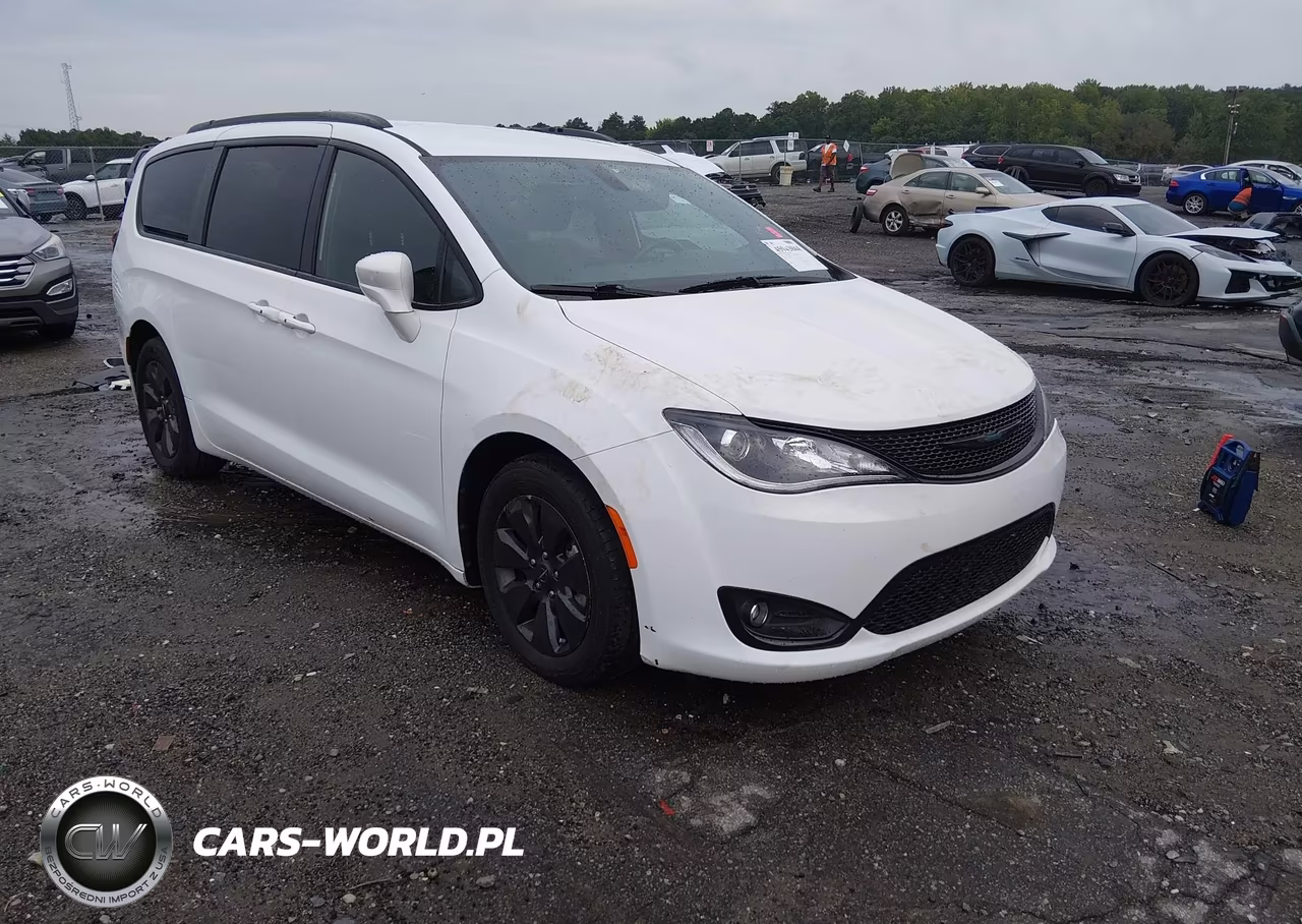 2020 Chrysler Pacifica Hybrid Touring L