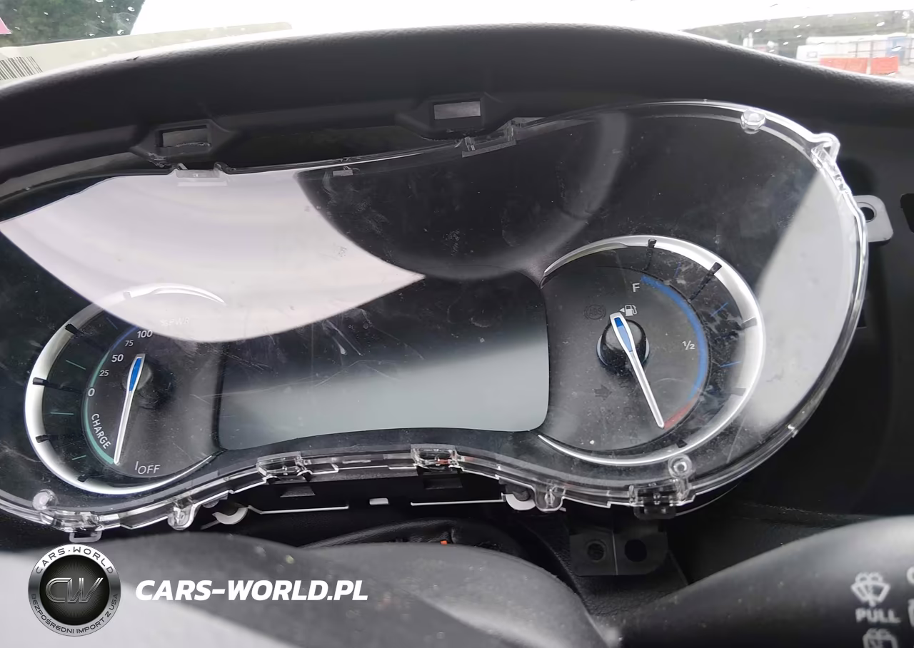 2020 Chrysler Pacifica Hybrid Touring L VIN:2C4RC1L75LR263348 - 16