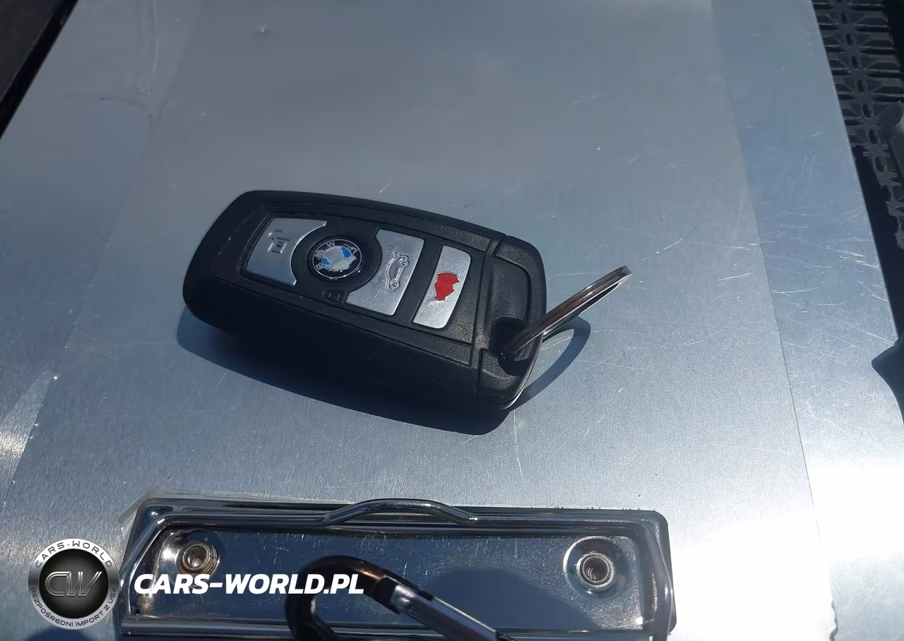 2017 BMW X3 xDrive28I VIN:5UXWX9C33H0W69471 - 11