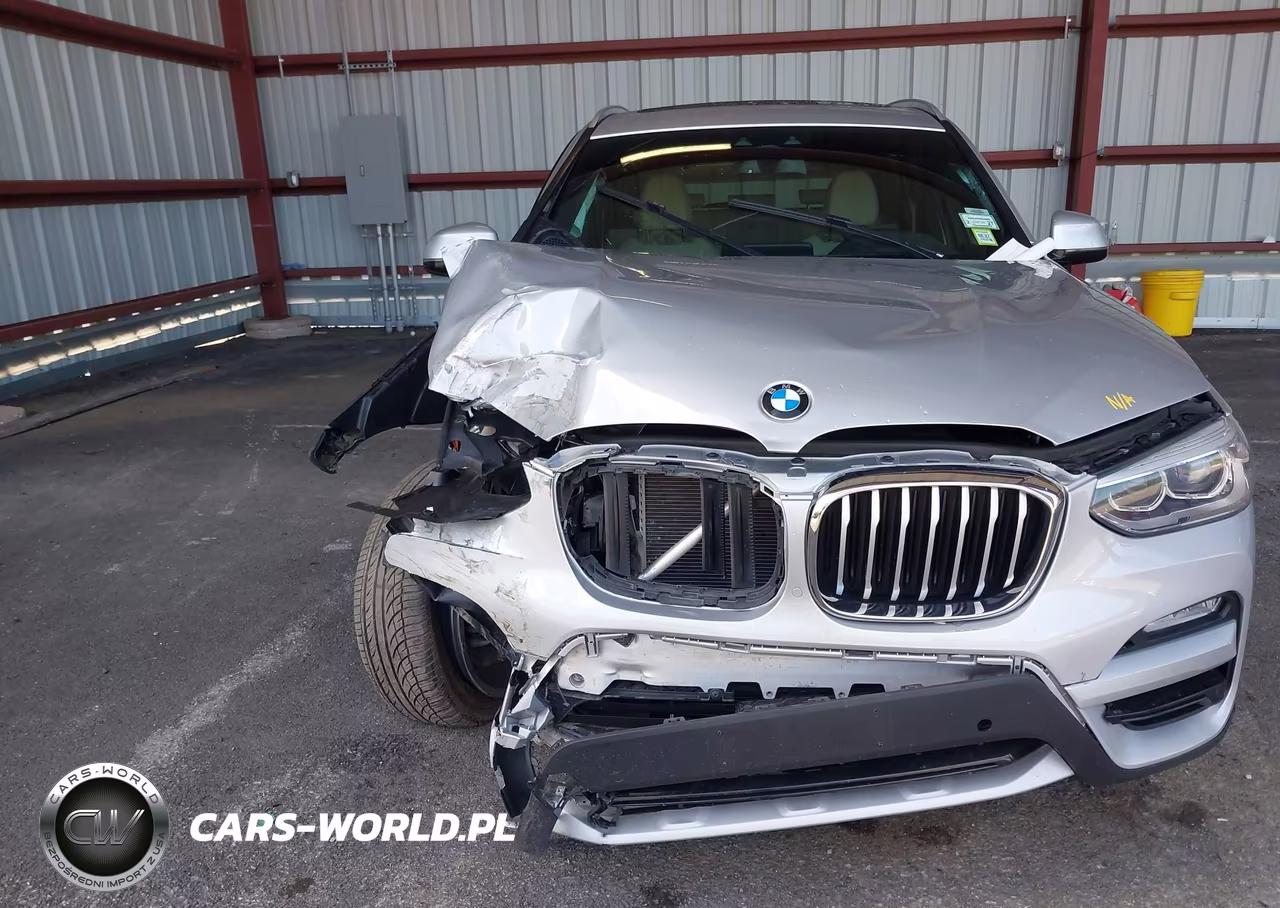 2018 BMW X3 xDrive30I VIN:5UXTR9C54JLD61165 - 17