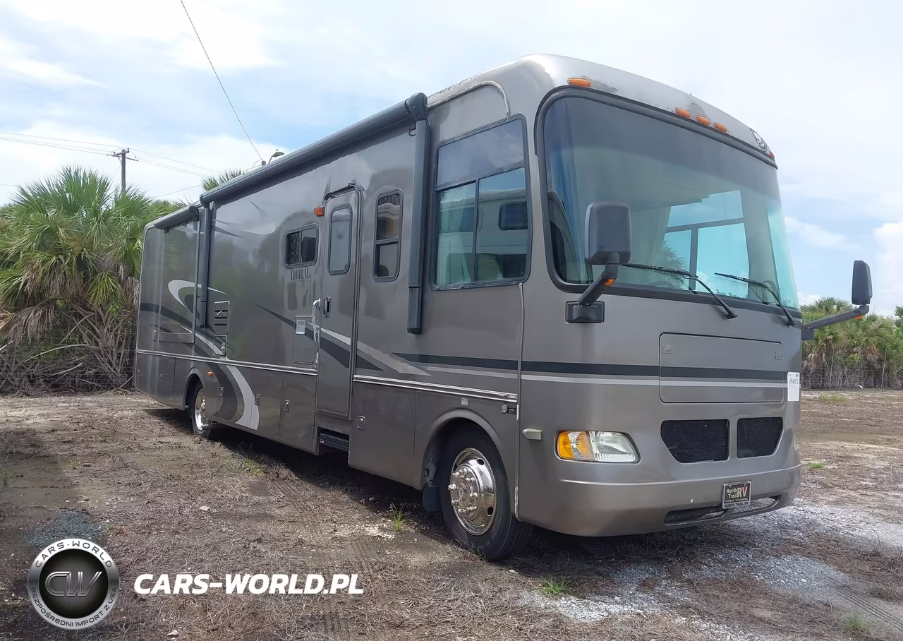 2005 Workhorse Custom Chassis Motorhome Chassis W22