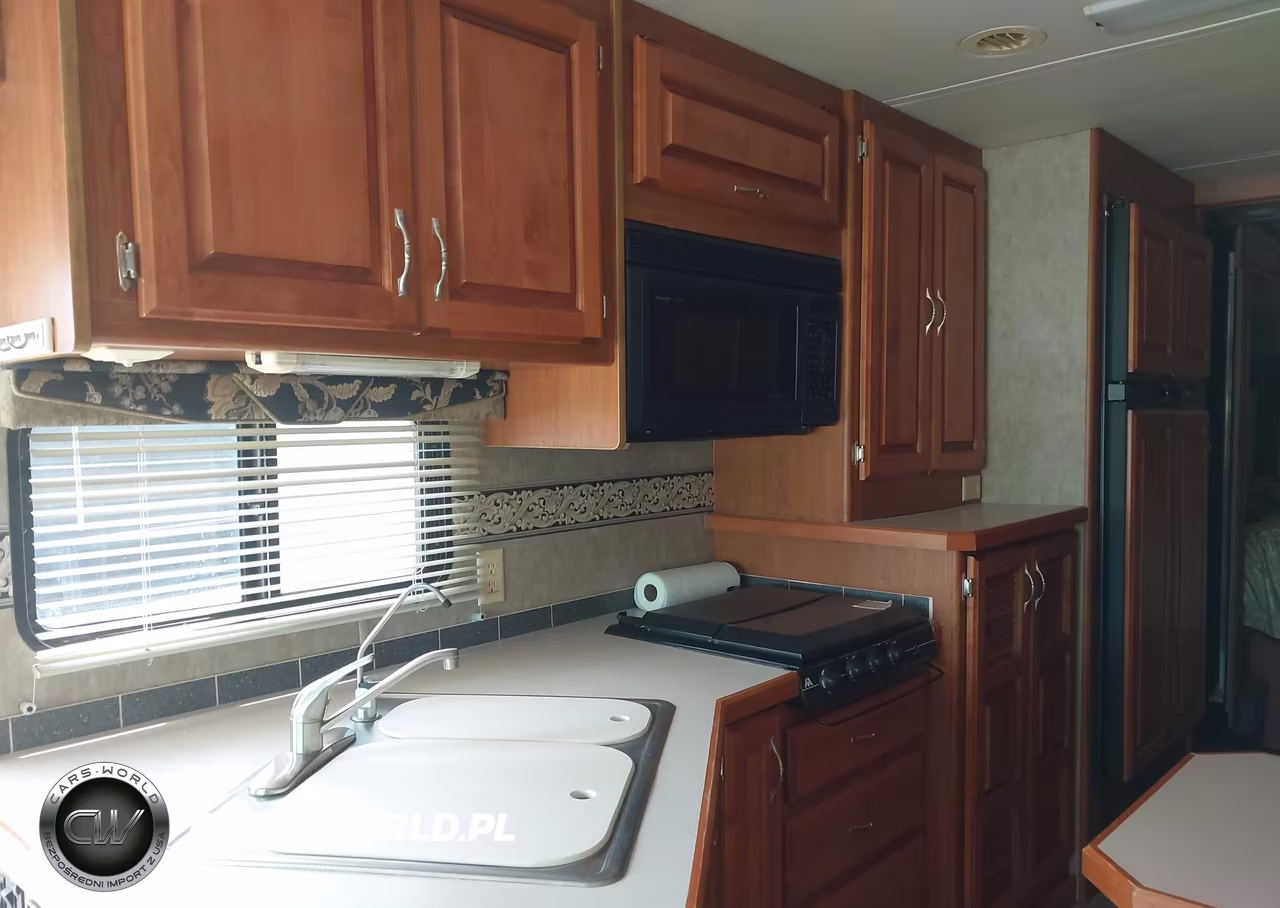 2005 Workhorse Custom Chassis Motorhome Chassis W22 VIN:5B4MP67GX53411890 - 17