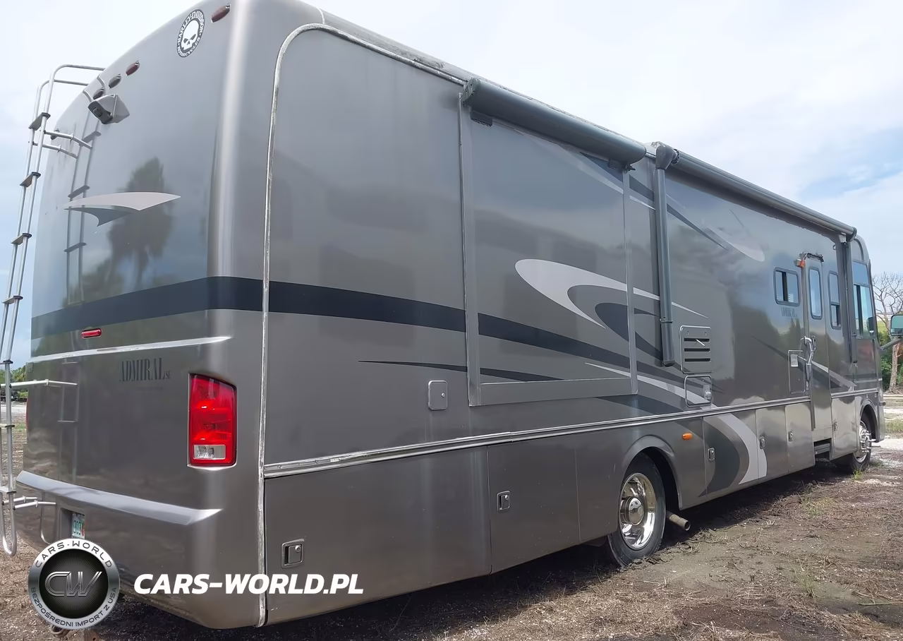 2005 Workhorse Custom Chassis Motorhome Chassis W22 VIN:5B4MP67GX53411890 - 4