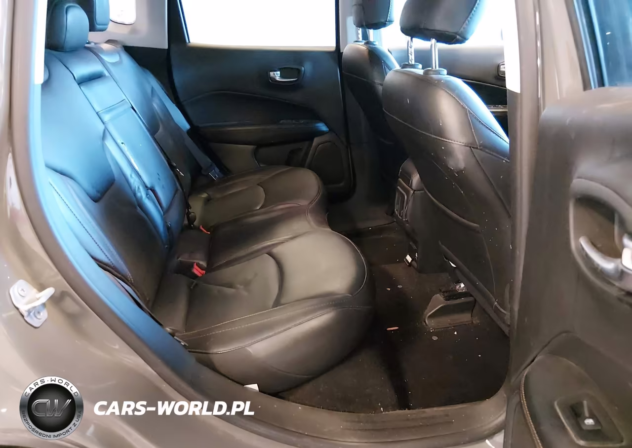 2019 Jeep Compass Limited 4X4 VIN:3C4NJDCB0KT817837 - 8