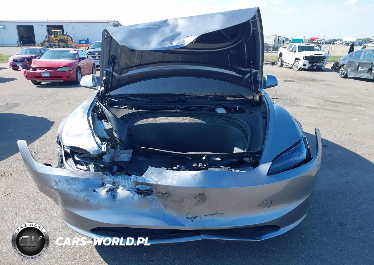 2025 Tesla Model 3 Long Range All-Wheel Drive VIN:5YJ3E1EB1SF078354 - 11