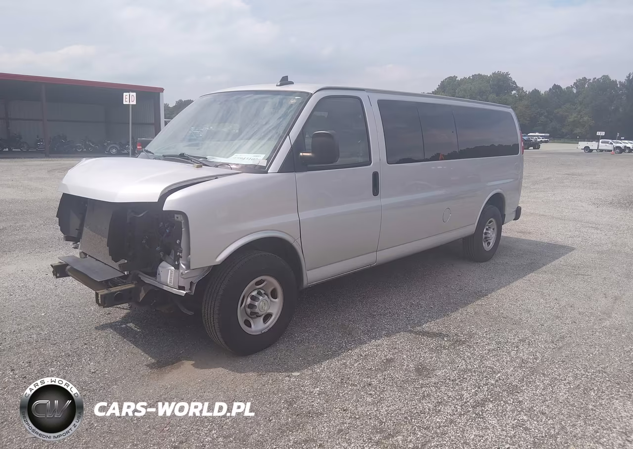 2020 Chevrolet Express Passenger Rwd 3500 Extended Wheelbase Ls VIN:1GAZGNFP0L1237633 - 2