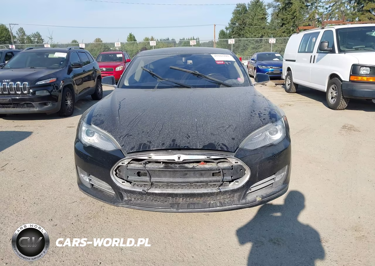 2014 Tesla Model S VIN:5YJSA1S10EFP41095 - 13