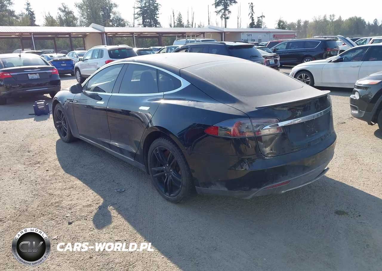 2014 Tesla Model S VIN:5YJSA1S10EFP41095 - 3