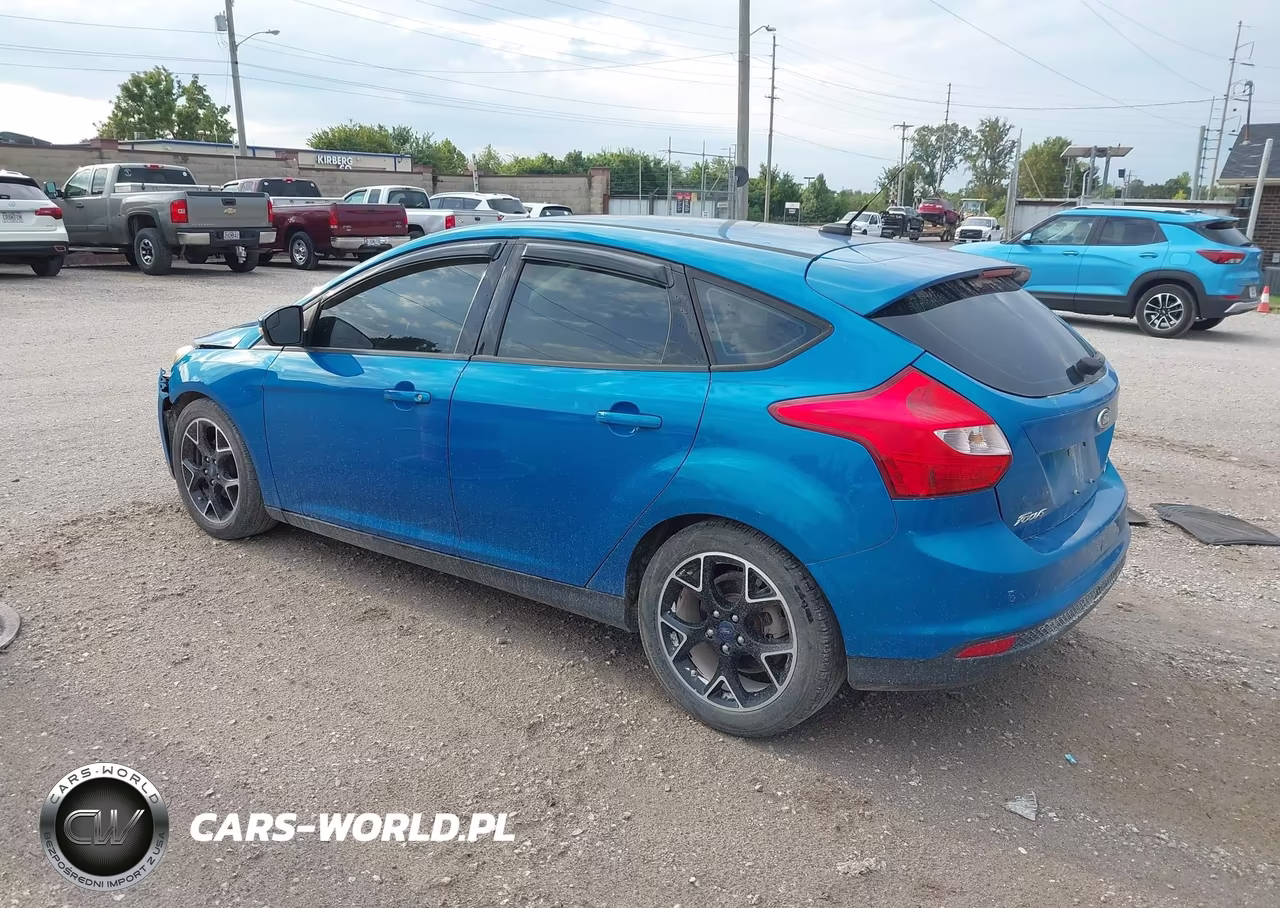 2014 Ford Focus Se VIN:1FADP3K29EL130822 - 3