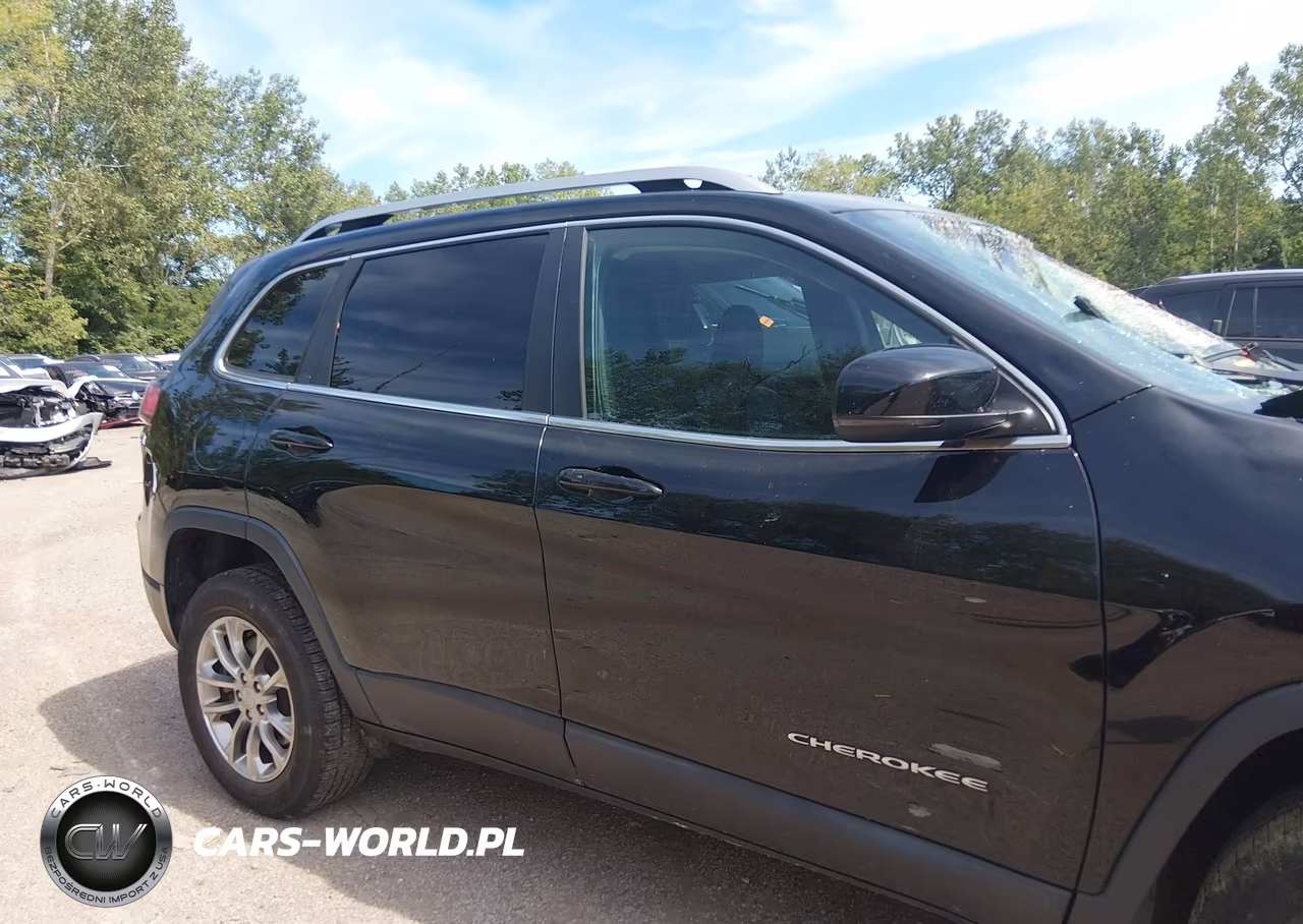 2021 Jeep Cherokee Latitude Lux 4X4 VIN:1C4PJMMX9MD160029 - 13