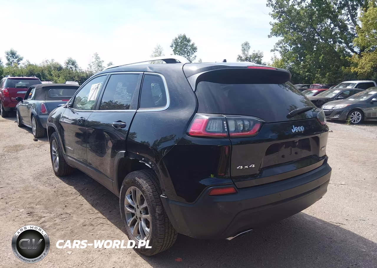 2021 Jeep Cherokee Latitude Lux 4X4 VIN:1C4PJMMX9MD160029 - 3