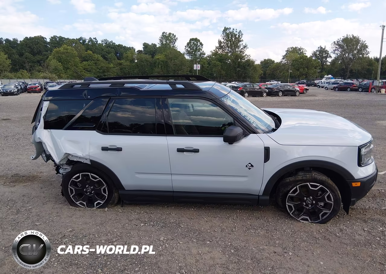 2026 Ford Bronco Sport Outer Banks VIN:3FMCR9CN6TRE43302 - 14