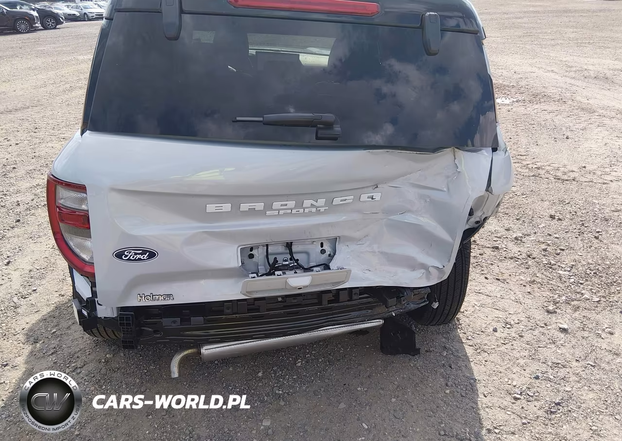 2026 Ford Bronco Sport Outer Banks VIN:3FMCR9CN6TRE43302 - 6