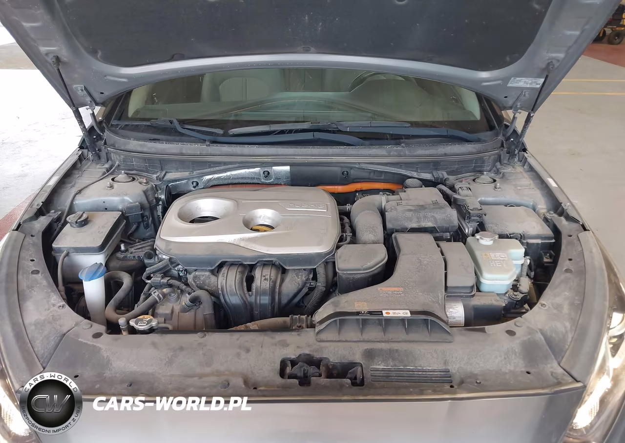 2018 Hyundai Sonata Hybrid Se VIN:KMHE24L3XJA086826 - 10