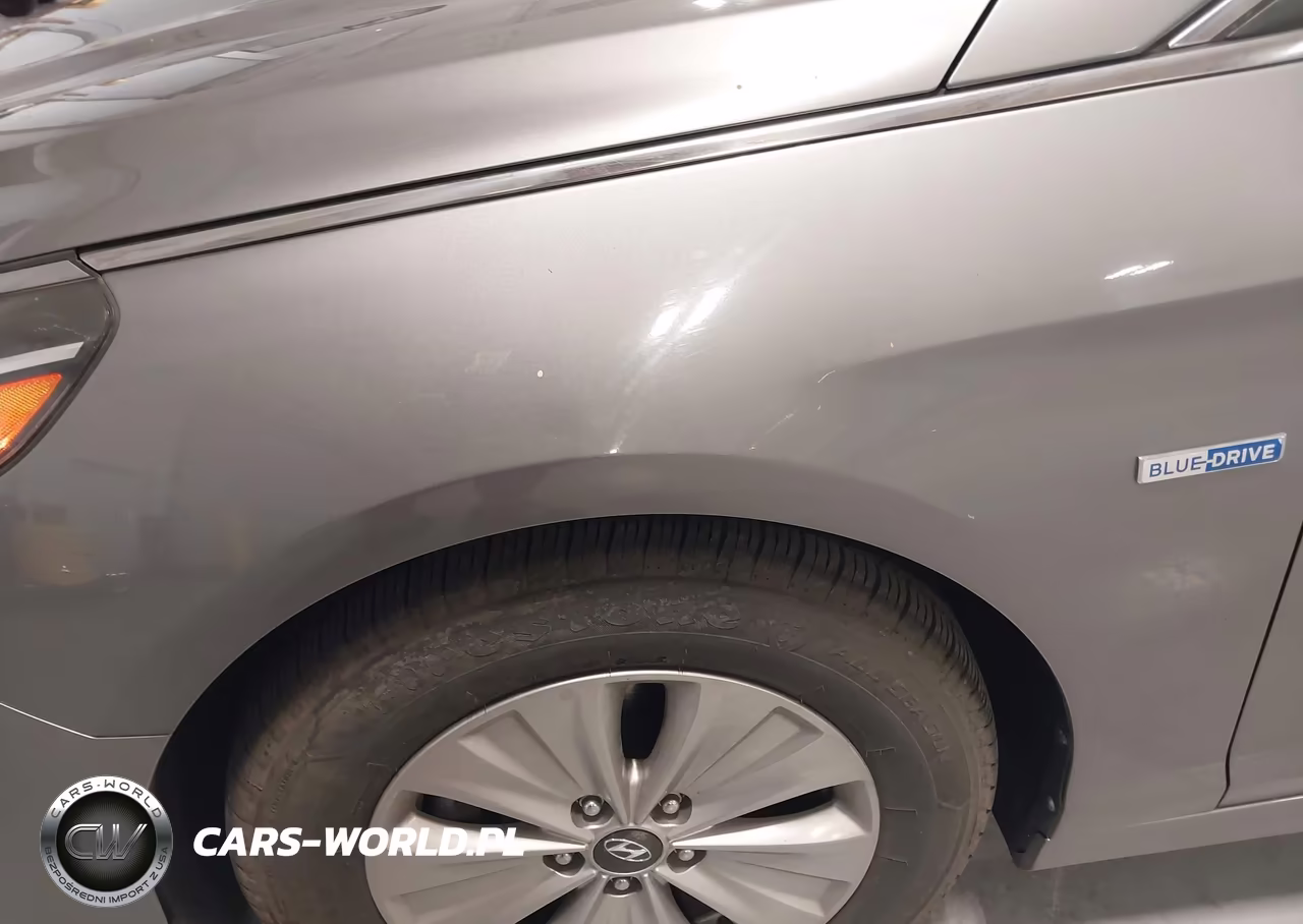 2018 Hyundai Sonata Hybrid Se VIN:KMHE24L3XJA086826 - 14