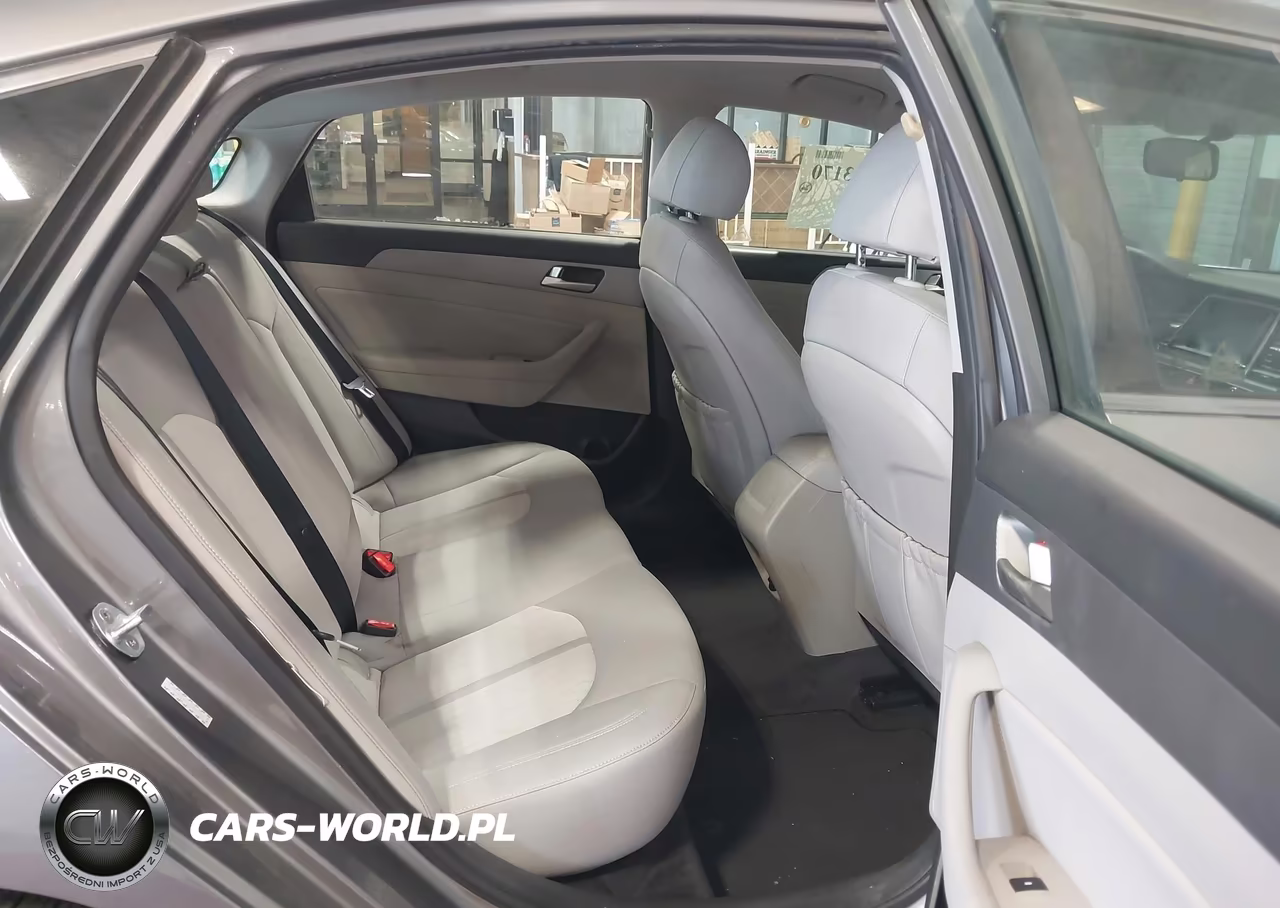 2018 Hyundai Sonata Hybrid Se VIN:KMHE24L3XJA086826 - 8