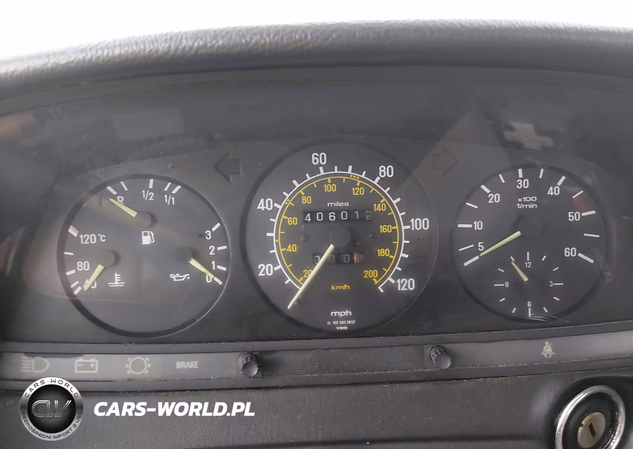 1984 Mercedes-Benz 300 Dt VIN:WDBAB33A5EA143286 - 7