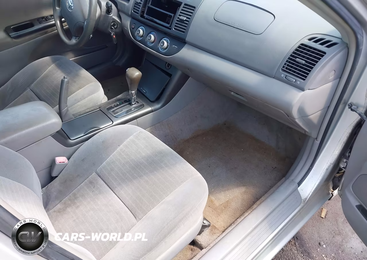 2005 Toyota Camry Le V6 VIN:4T1BF32K35U105375 - 5