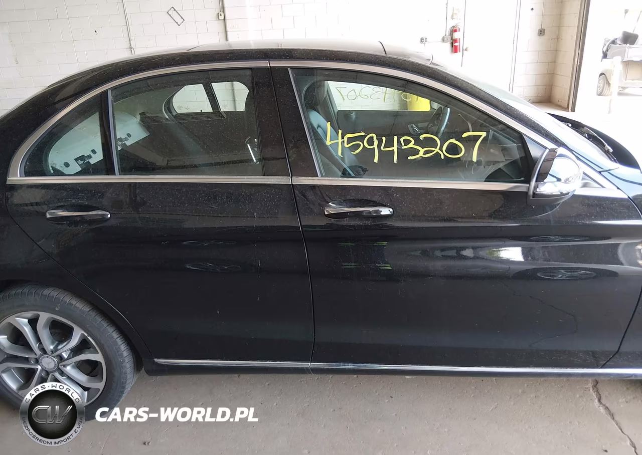 2017 Mercedes-Benz C 300 4Matic VIN:55SWF4KB3HU182934 - 13