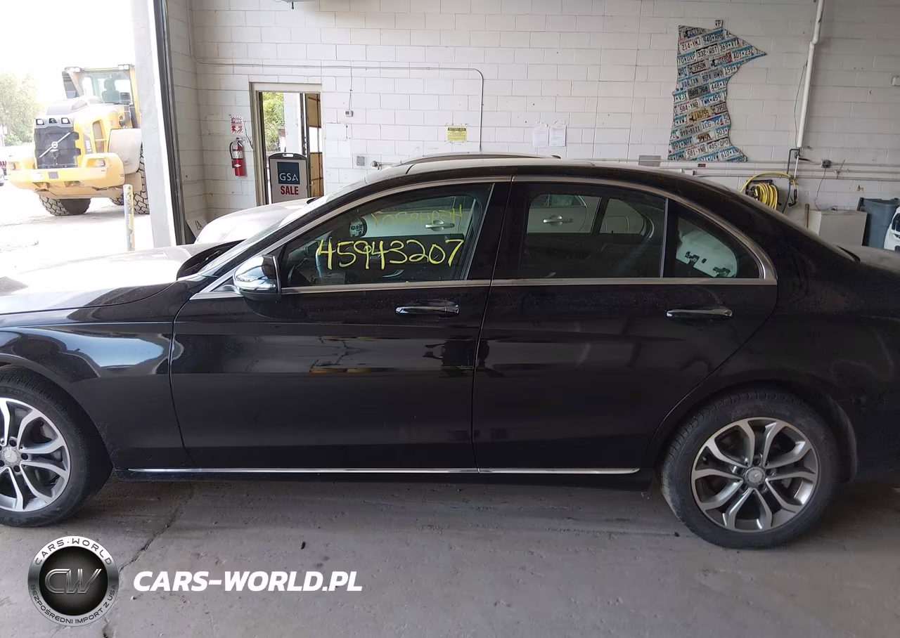 2017 Mercedes-Benz C 300 4Matic VIN:55SWF4KB3HU182934 - 14