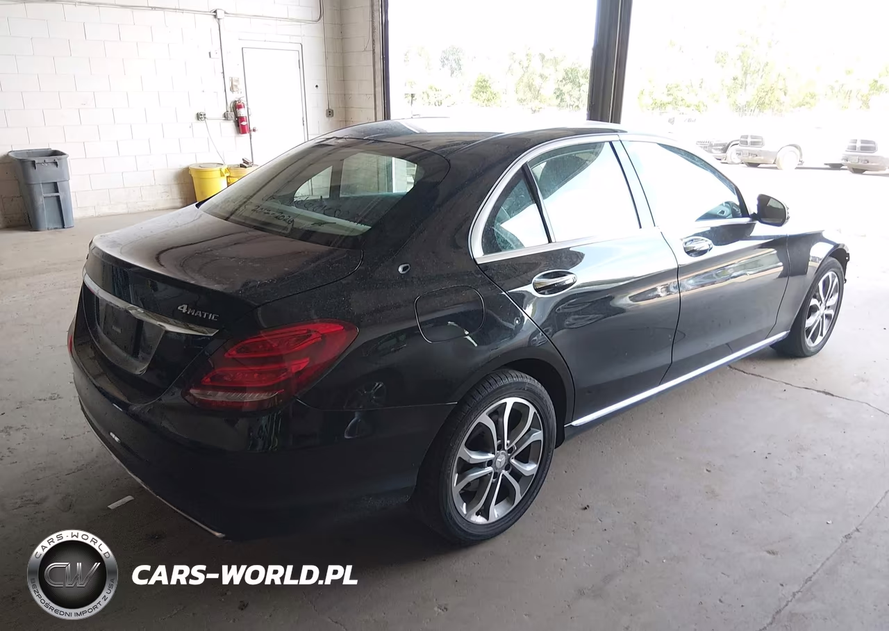 2017 Mercedes-Benz C 300 4Matic VIN:55SWF4KB3HU182934 - 4