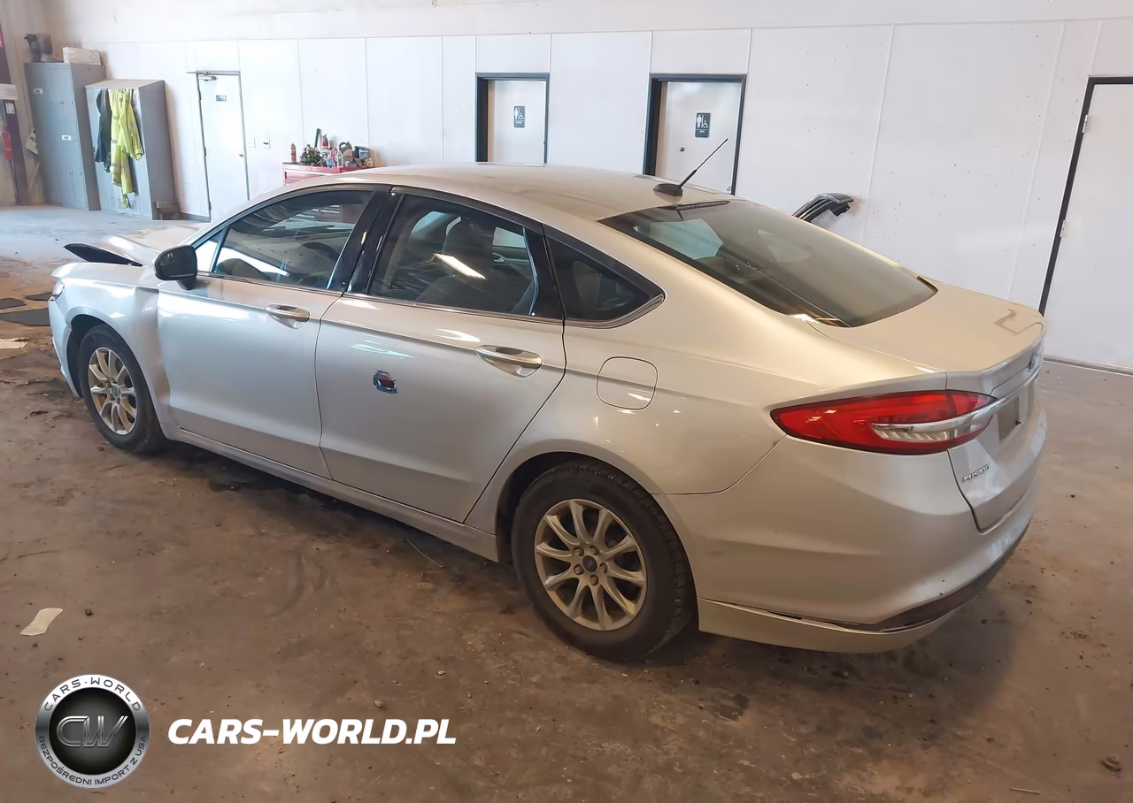 2017 Ford Fusion S VIN:3FA6P0G72HR174694 - 3