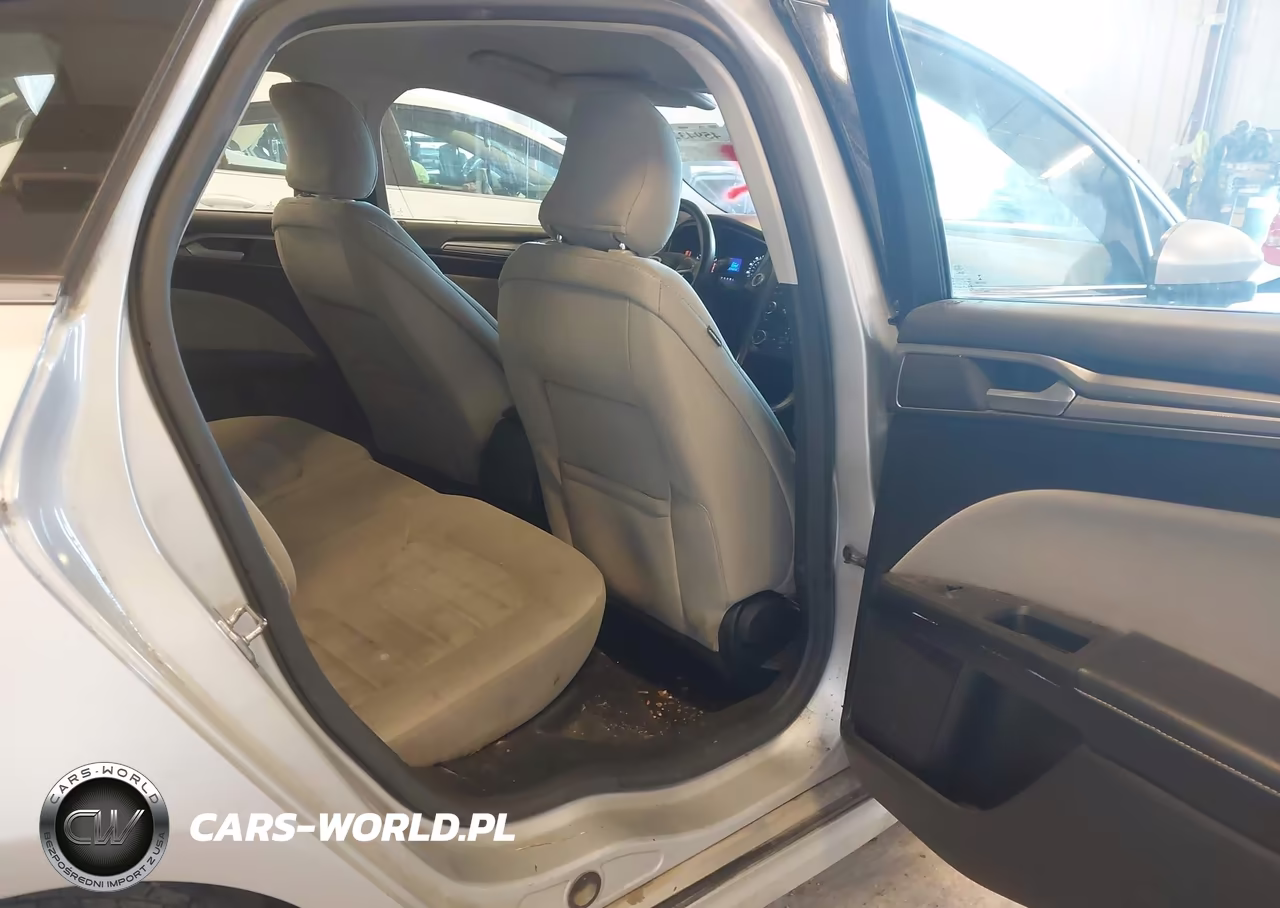 2017 Ford Fusion S VIN:3FA6P0G72HR174694 - 8