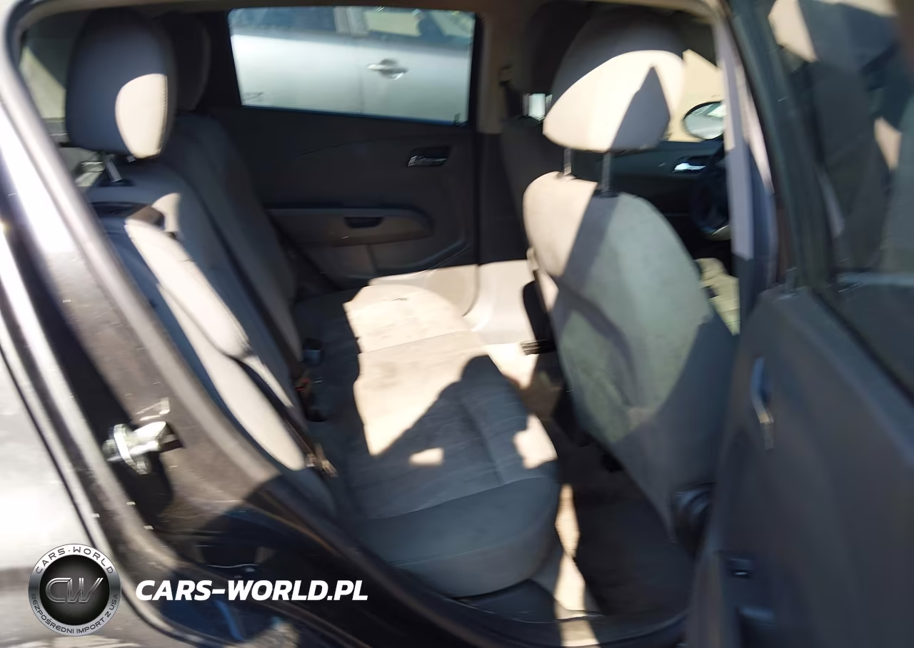 2015 Chevrolet Sonic Lt Auto VIN:1G1JC6SH7F4129610 - 8