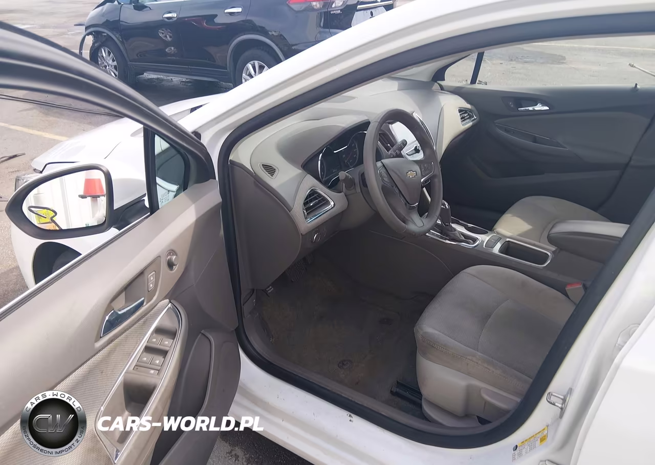 2018 Chevrolet Cruze Lt Auto VIN:3G1BE6SM6JS569032 - 5