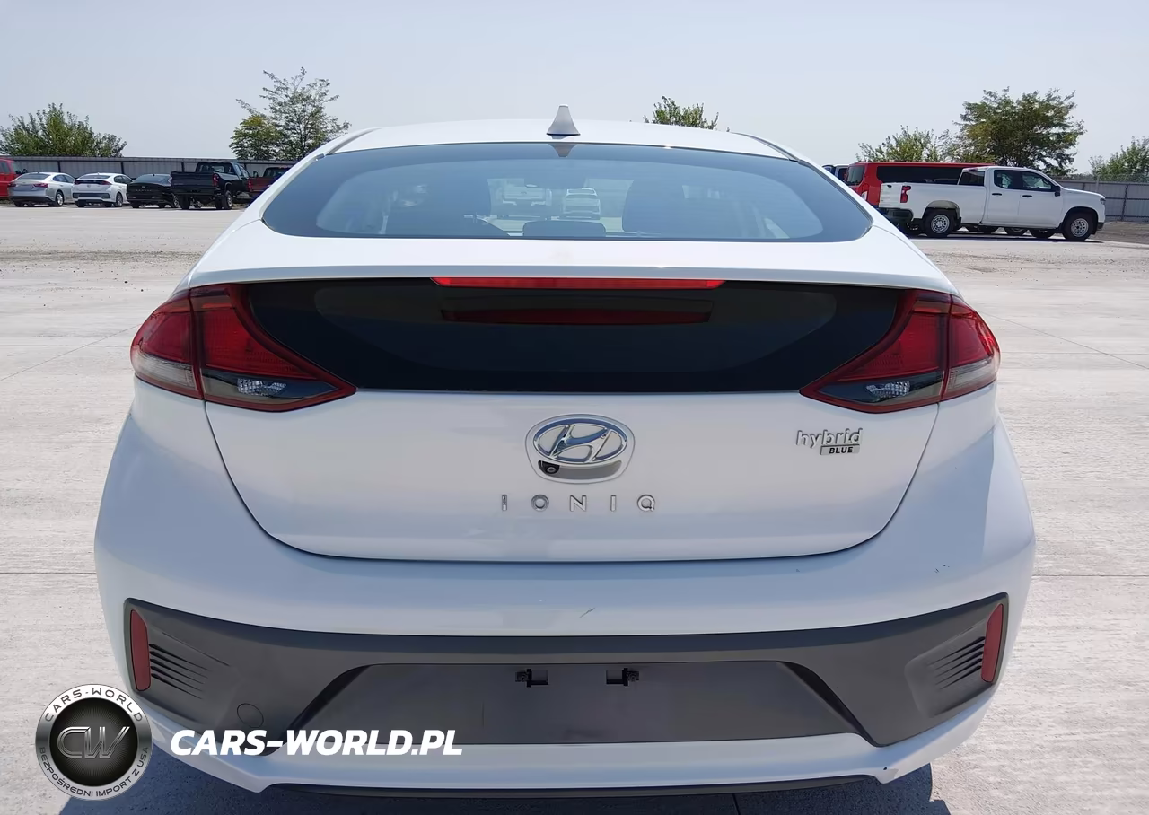 2020 Hyundai Ioniq Hybrid Blue VIN:KMHC65LC8LU233227 - 18