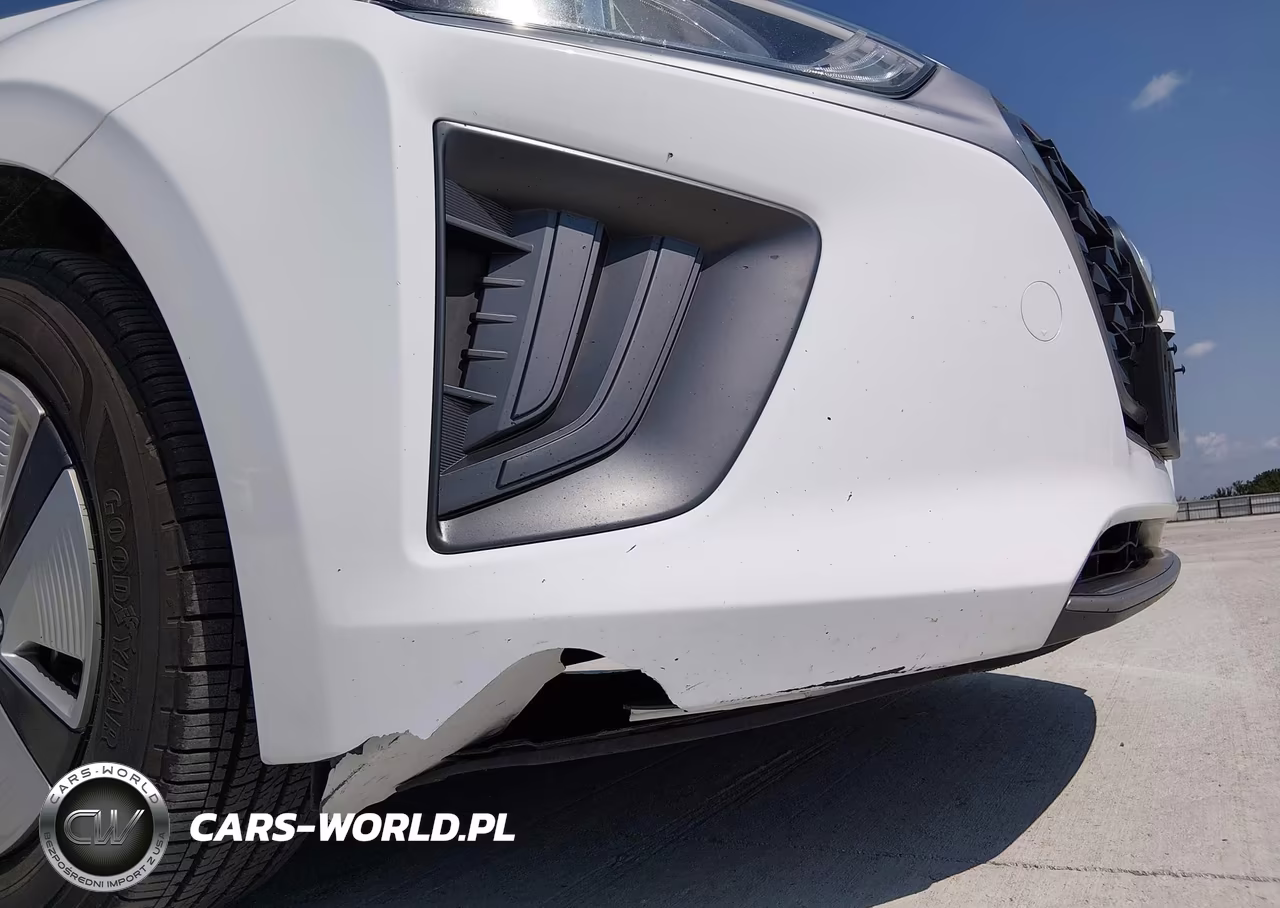 2020 Hyundai Ioniq Hybrid Blue VIN:KMHC65LC8LU233227 - 6