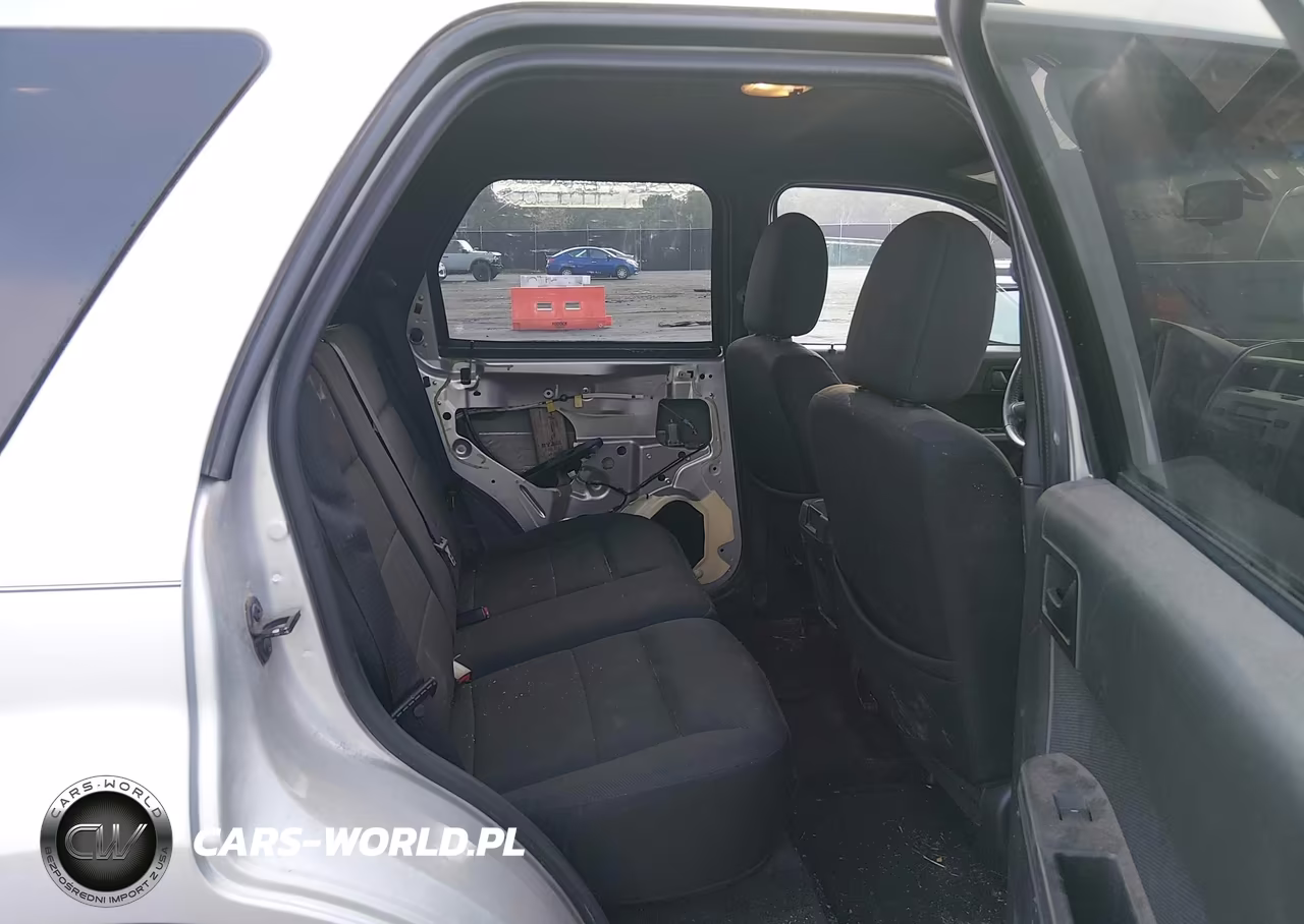 2009 Ford Escape Xlt VIN:1FMCU93G69KB70035 - 8