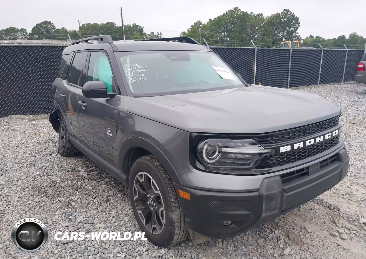 2026 Ford Bronco Sport Outer Banks – zdjęcie 1 z 17