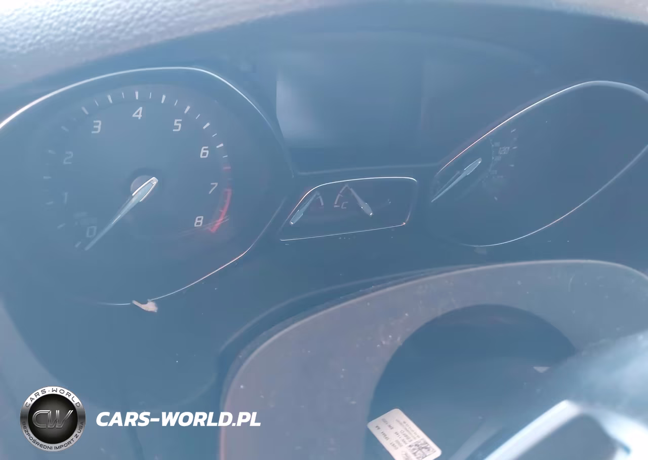 2013 Ford Focus Titanium VIN:1FADP3J2XDL334416 - 14