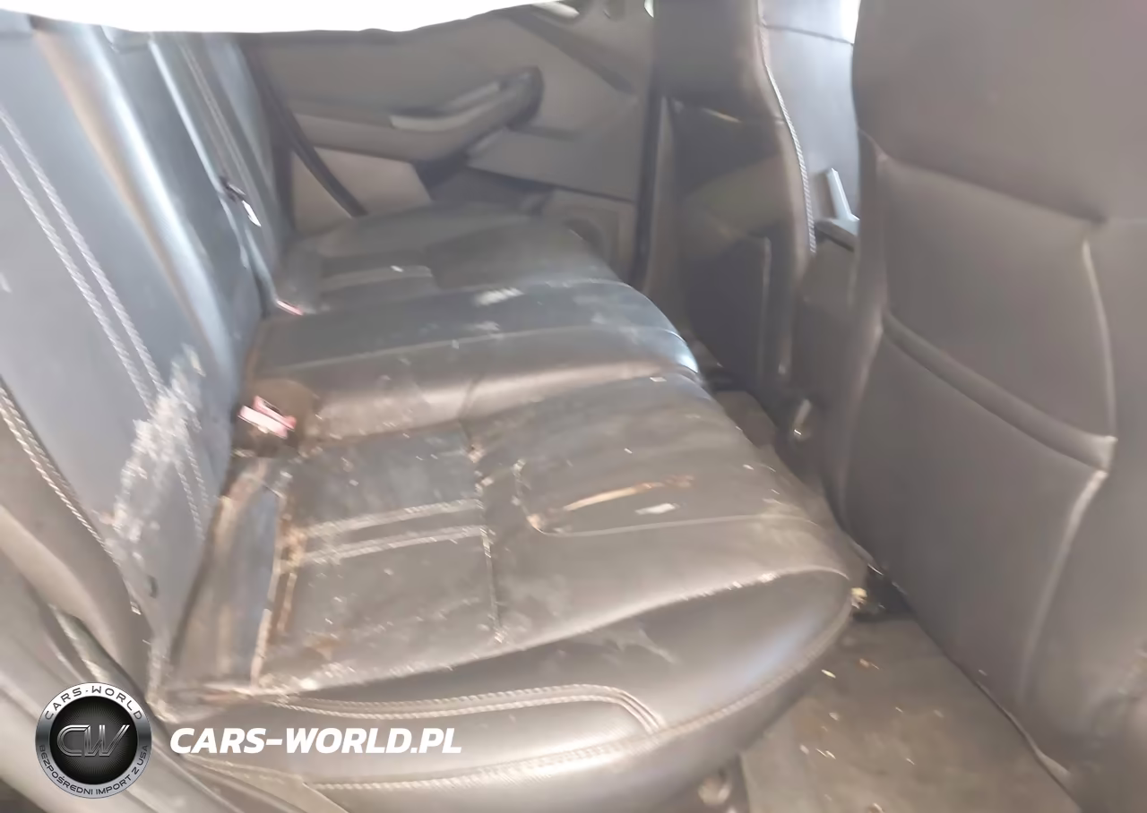 2013 Ford Focus Titanium VIN:1FADP3J2XDL334416 - 8