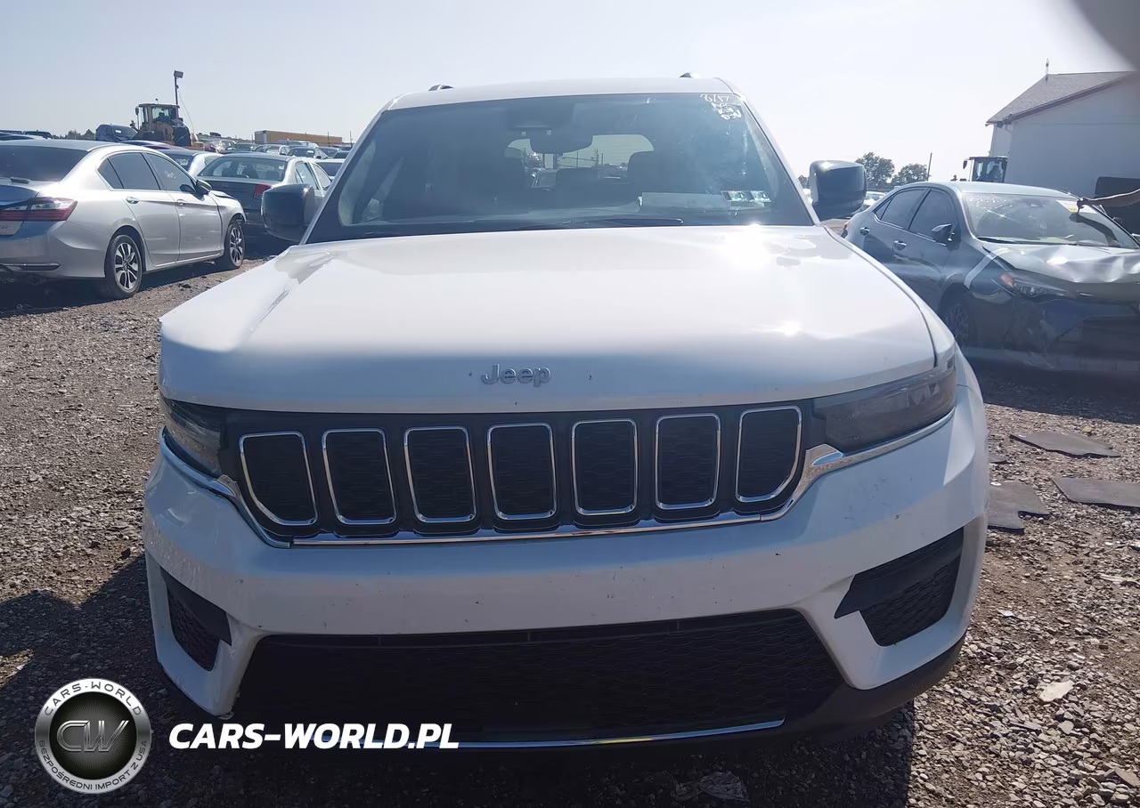 2024 Jeep Grand Cherokee Laredo X 4X4 VIN:1C4RJHAG4RC232935 - 12