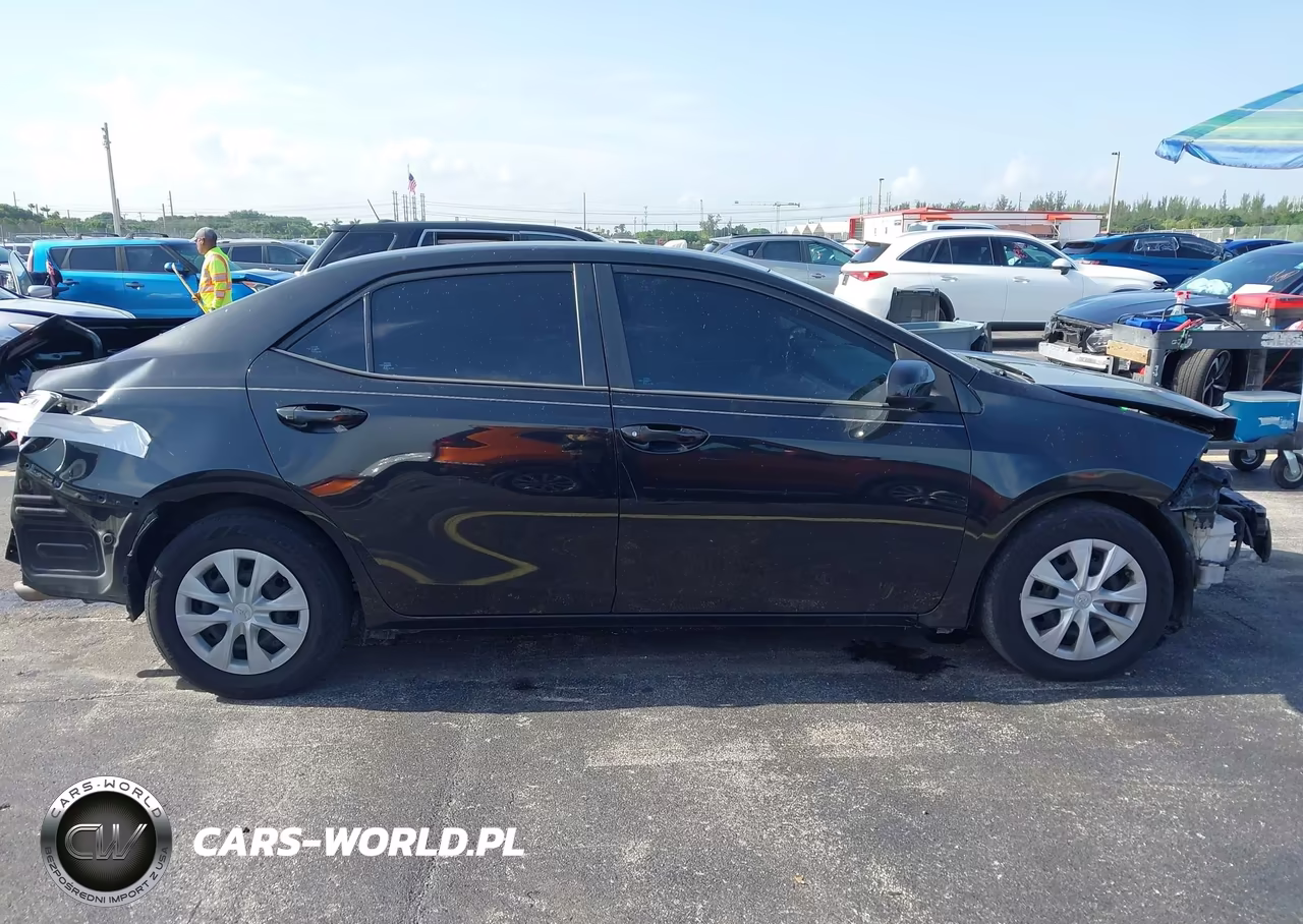 2016 Toyota Corolla L VIN:2T1BURHE2GC482861 - 12