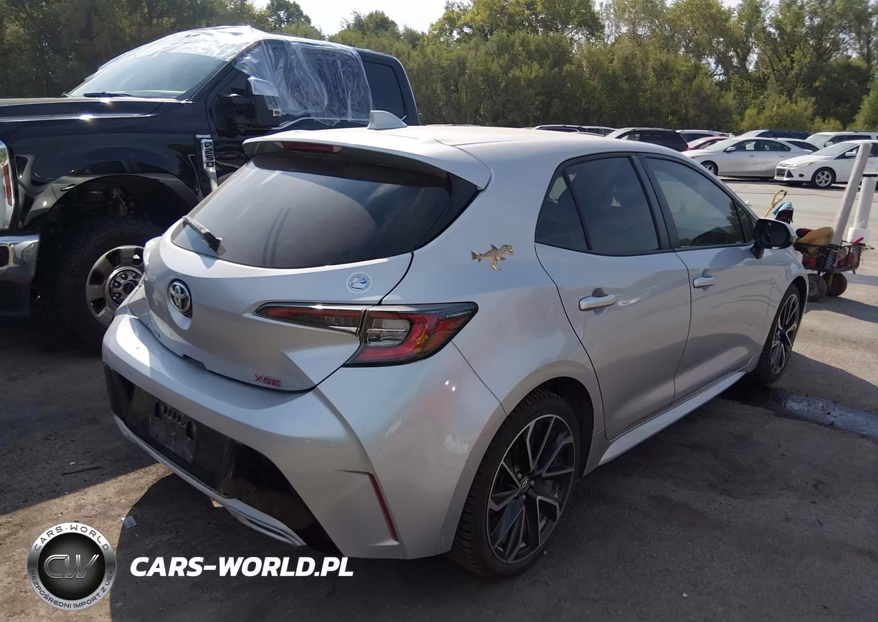 2020 Toyota Corolla Xse VIN:JTNC4RBE5L3099301 - 4