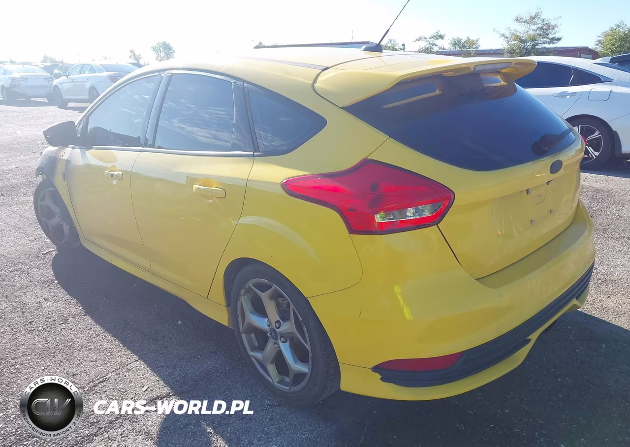2017 Ford Focus VIN:1FADP3L93HL289898 - 3