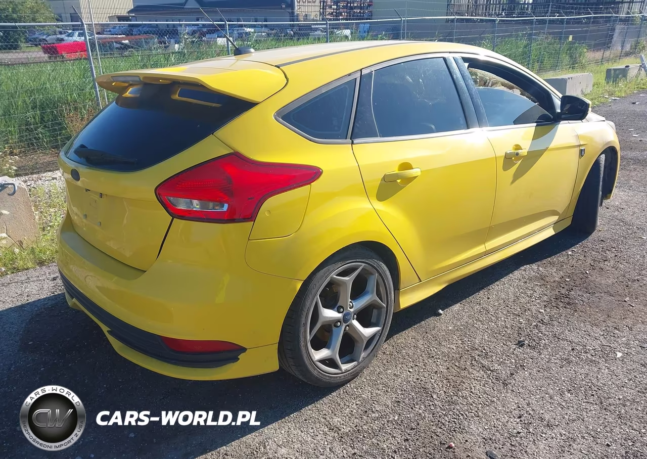 2017 Ford Focus VIN:1FADP3L93HL289898 - 4