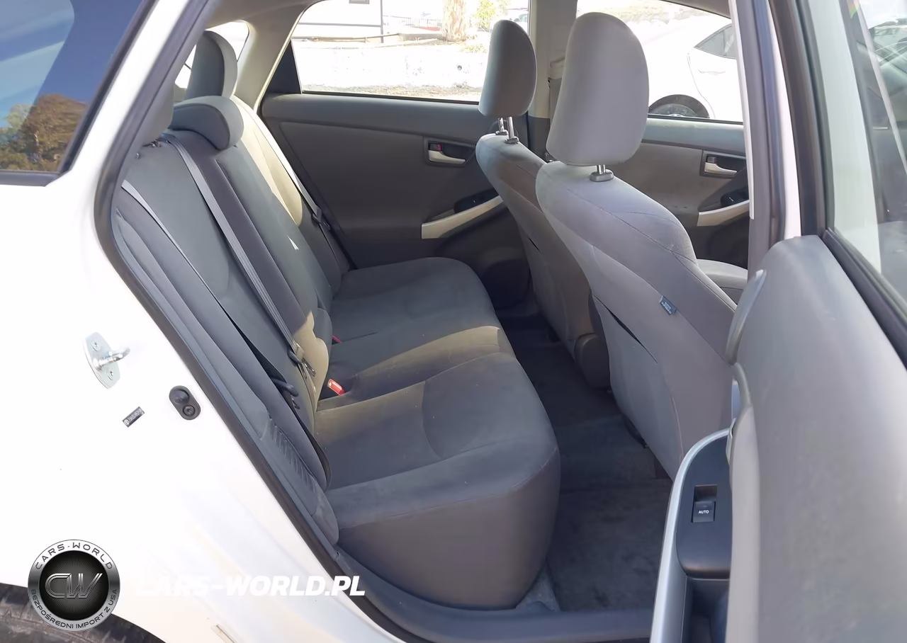 2011 Toyota Prius Three VIN:JTDKN3DU9B5315989 - 8
